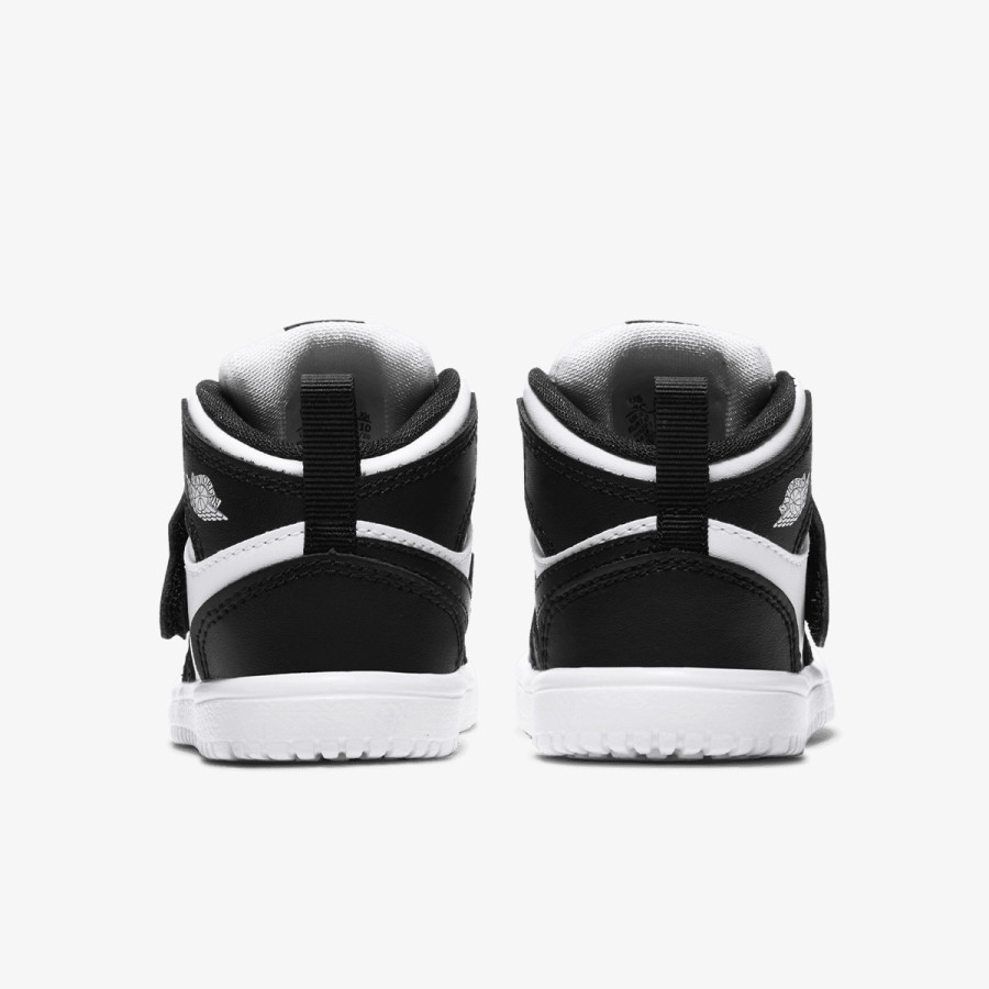 NIKE Superge SKY JORDAN 1 BT 