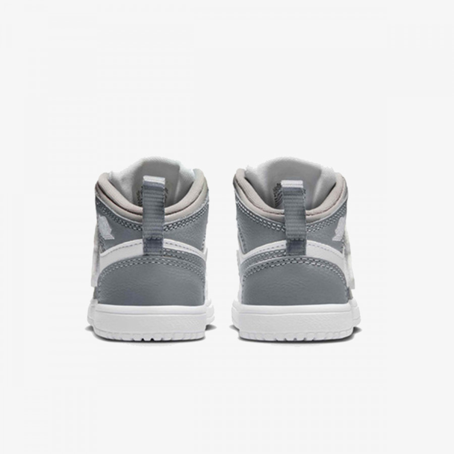NIKE Superge Sky Jordan 1 