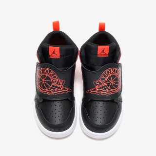 NIKE Superge Sky Jordan 1 