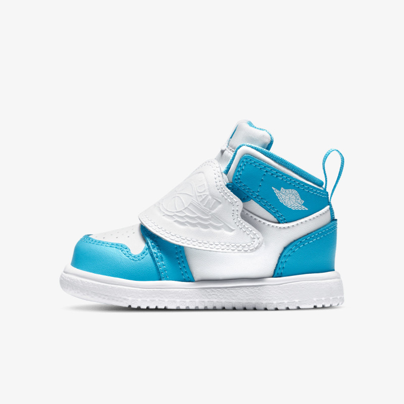 NIKE Superge SKY JORDAN 1 BT 