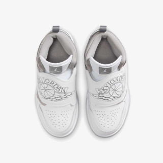 NIKE Superge SKY JORDAN 1 BP 