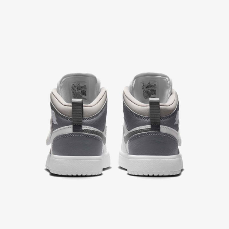 NIKE Superge SKY JORDAN 1 BP 