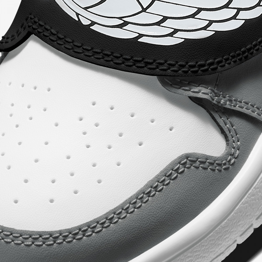 NIKE Superge SKY JORDAN 1 BP 