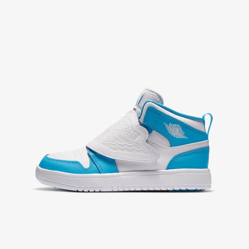 NIKE Superge SKY JORDAN 1 BP 
