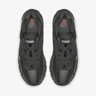 NIKE Superge Zoom Vomero 5 SP 
