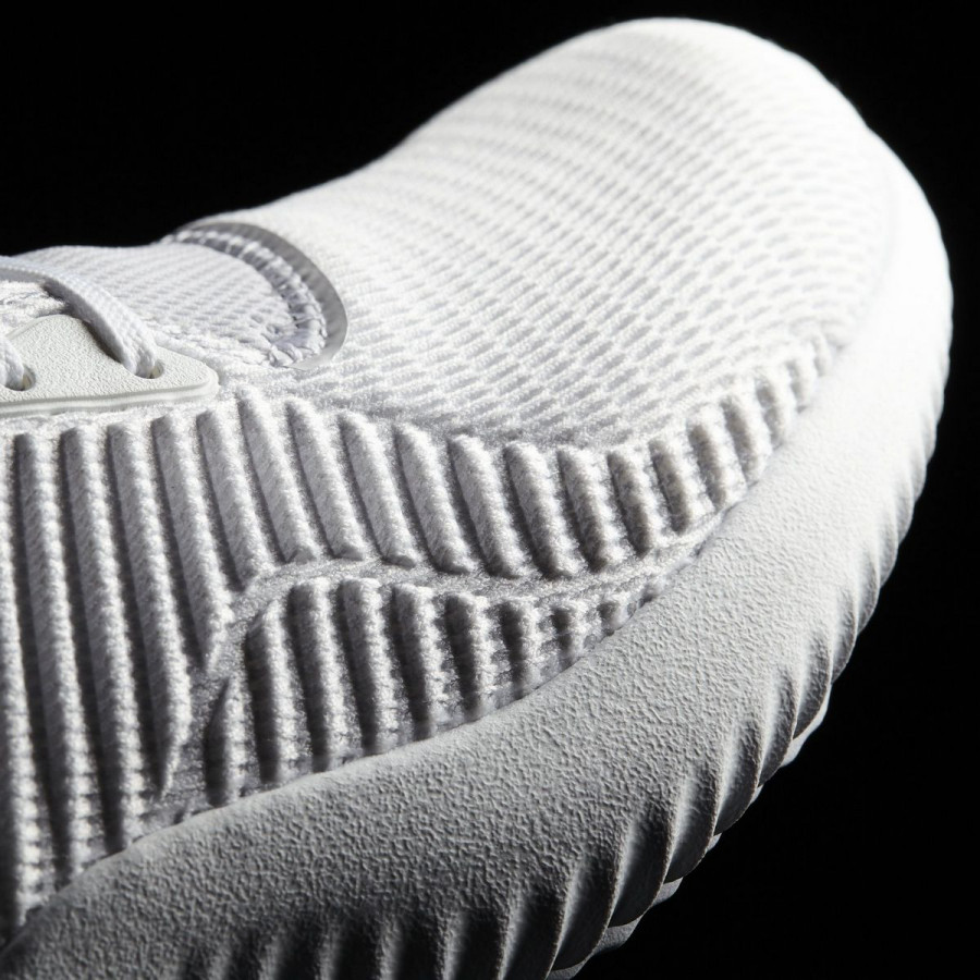 adidas Superge ALPHABOUNCE LUX W 