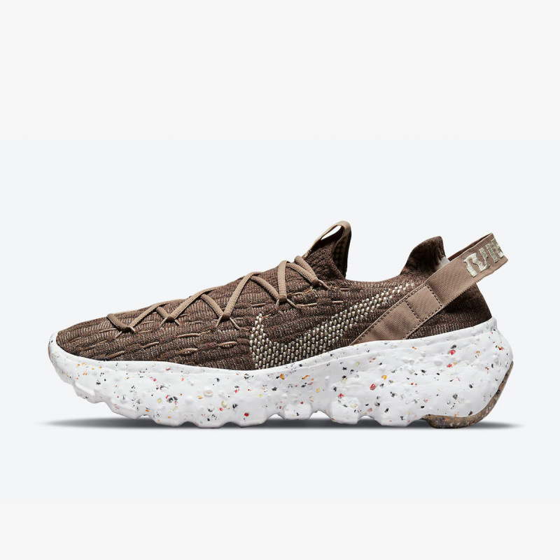 NIKE Superge Space Hippie 04 