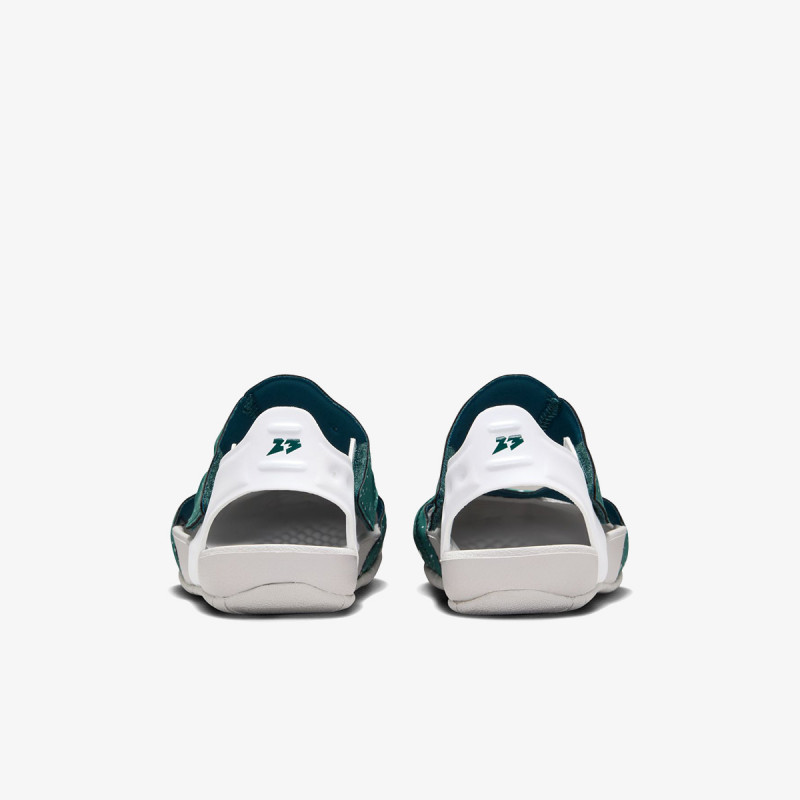 NIKE Superge Jordan Flare 