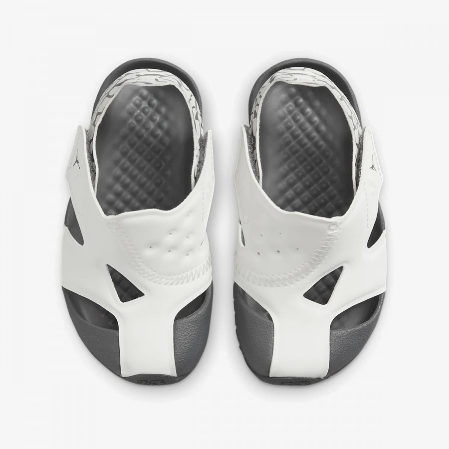 NIKE Superge JORDAN FLARE BT