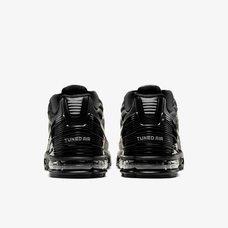 NIKE Superge Air Max Plus III 