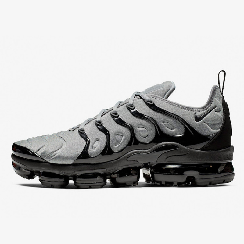 Buzz vapormax shop