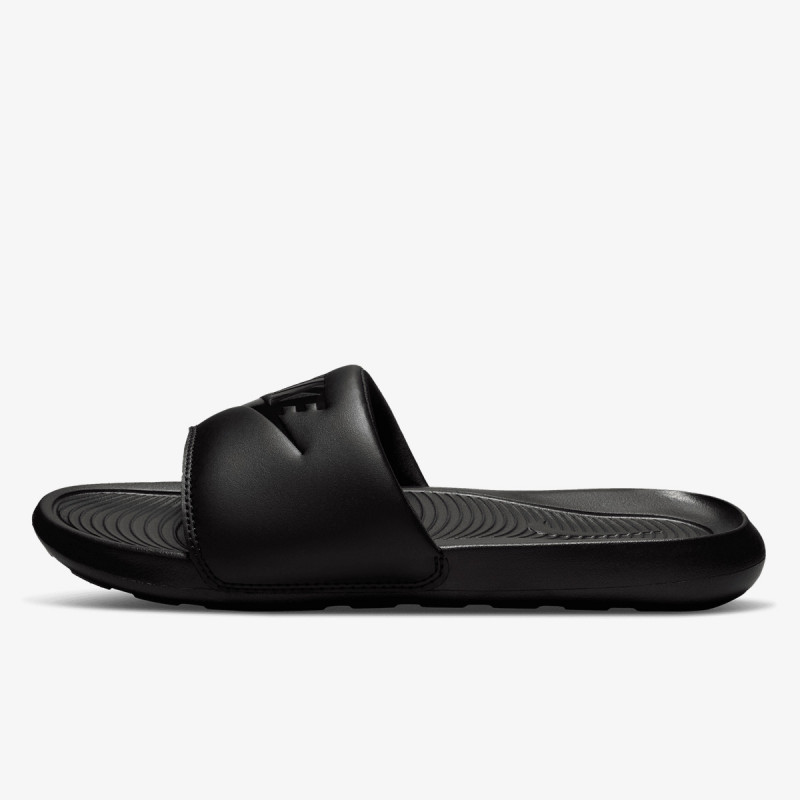 NIKE Natikači Victori One 