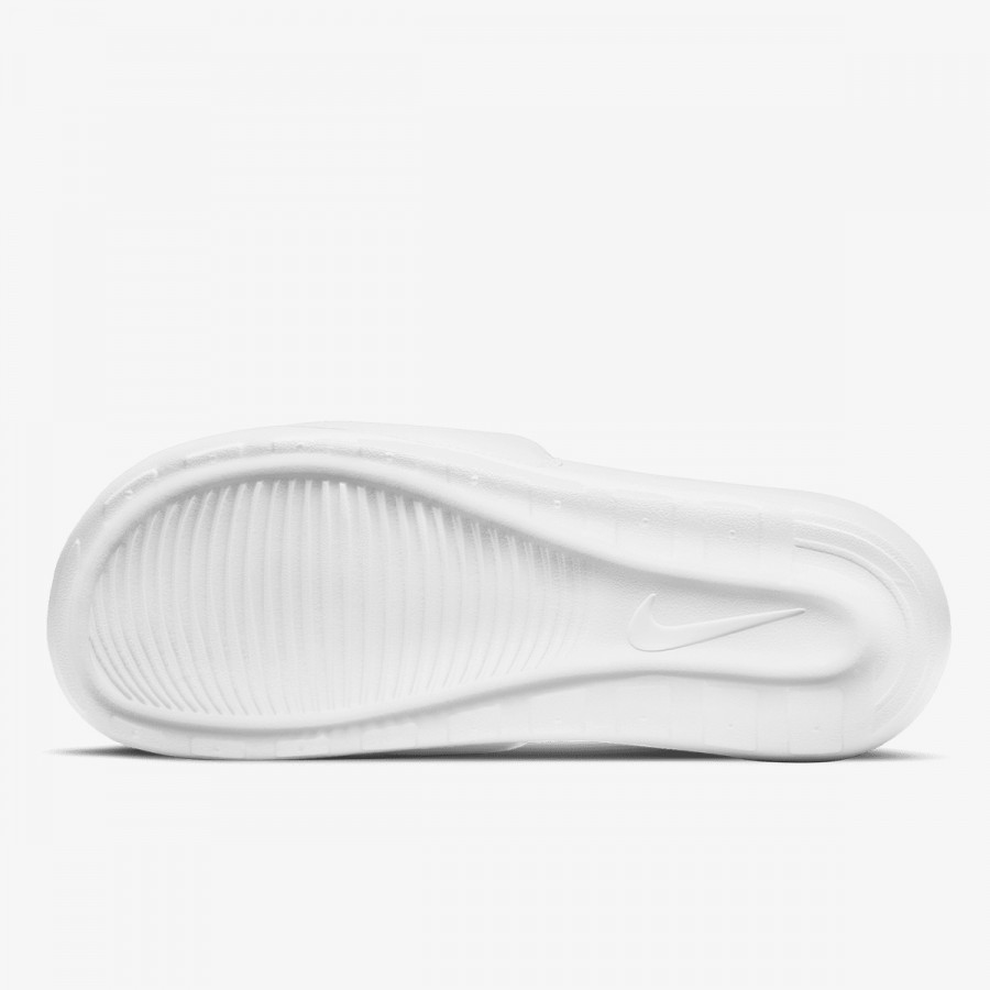 NIKE Natikači Victori One 