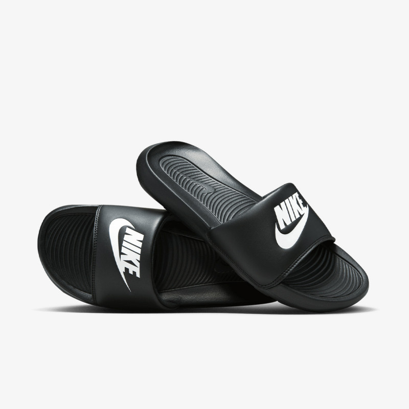 NIKE Natikači Victori One 