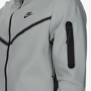 NIKE KAPUCAR Sportswear Tech 