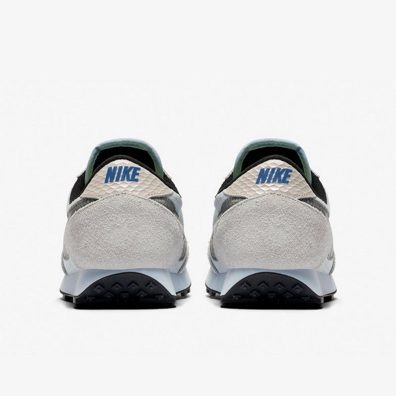 NIKE Superge WMNS NIKE DAYBREAK 