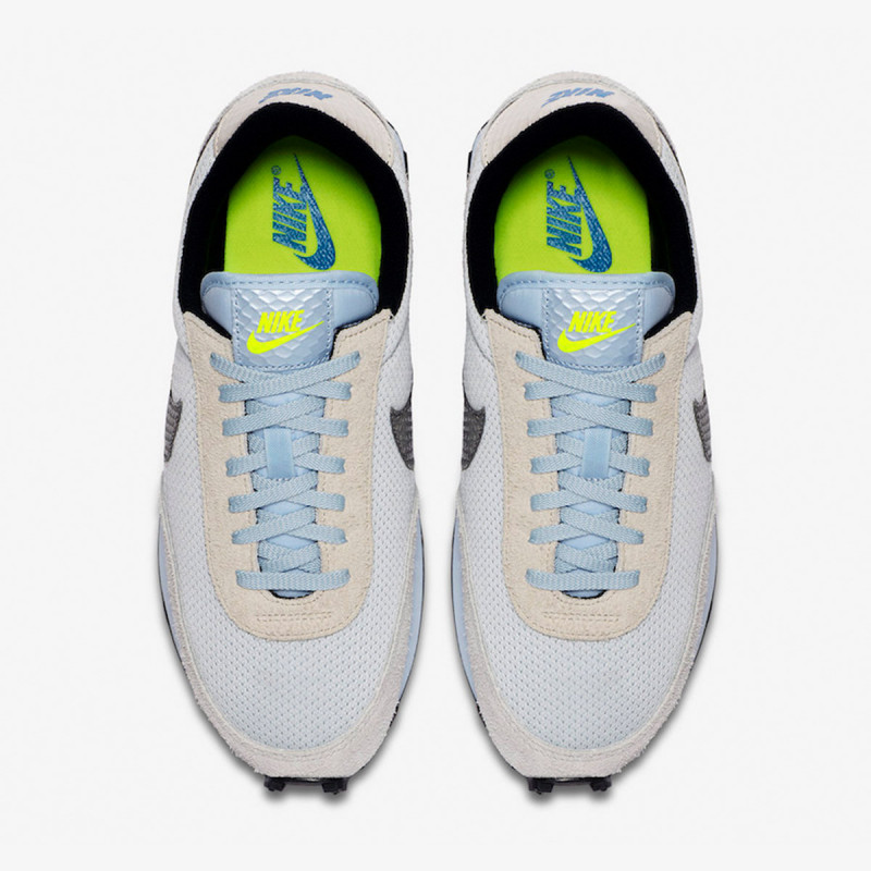 NIKE Superge WMNS NIKE DAYBREAK 