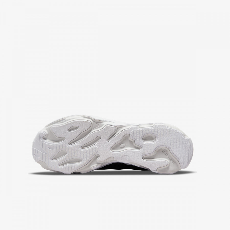 NIKE Superge React Live 