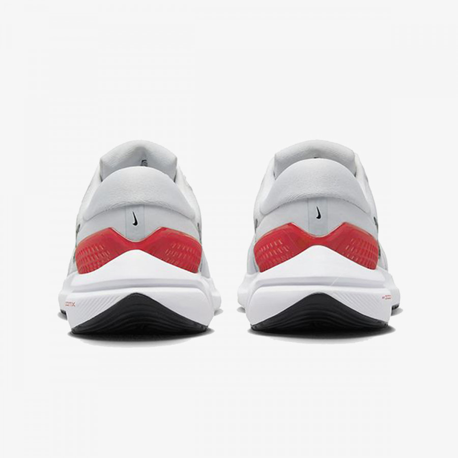 NIKE Superge NIKE AIR ZOOM VOMERO 16 