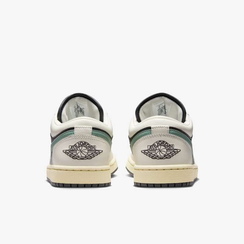 NIKE Superge WMNS AIR JORDAN 1 LOW 
