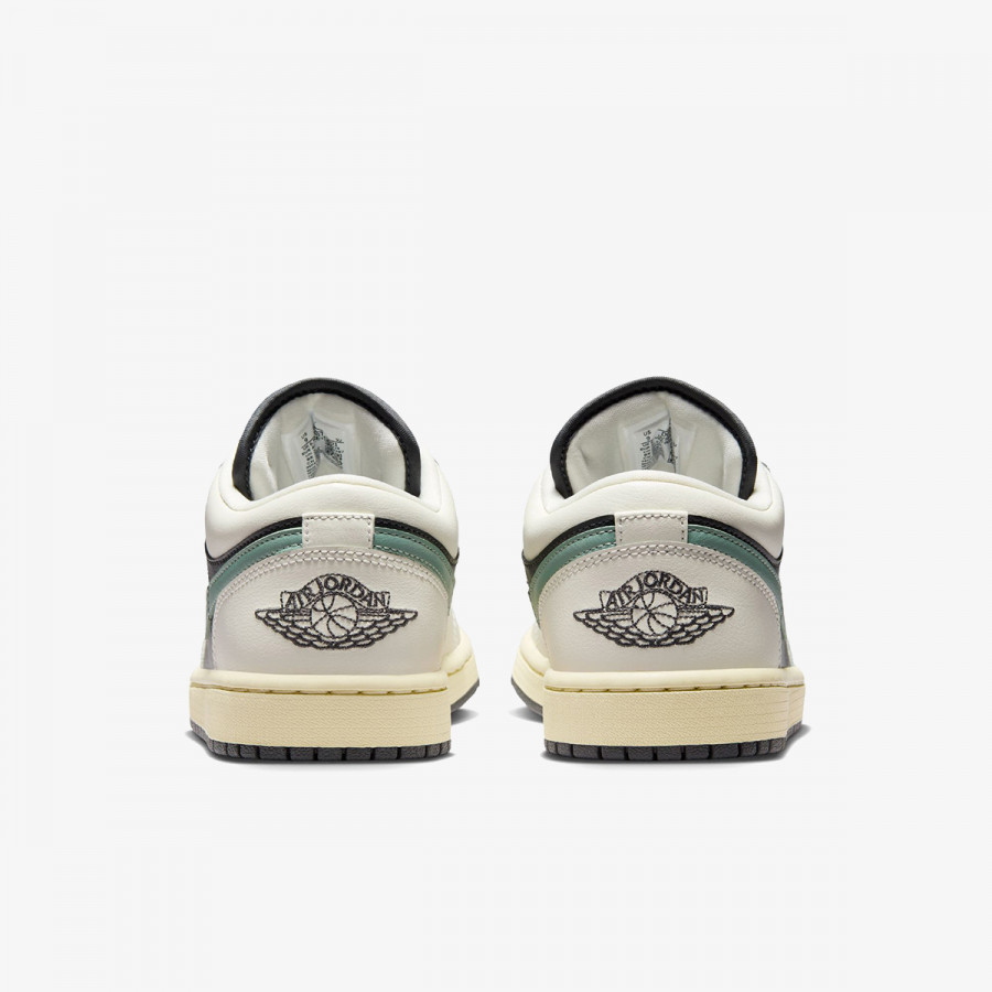NIKE Superge WMNS AIR JORDAN 1 LOW 