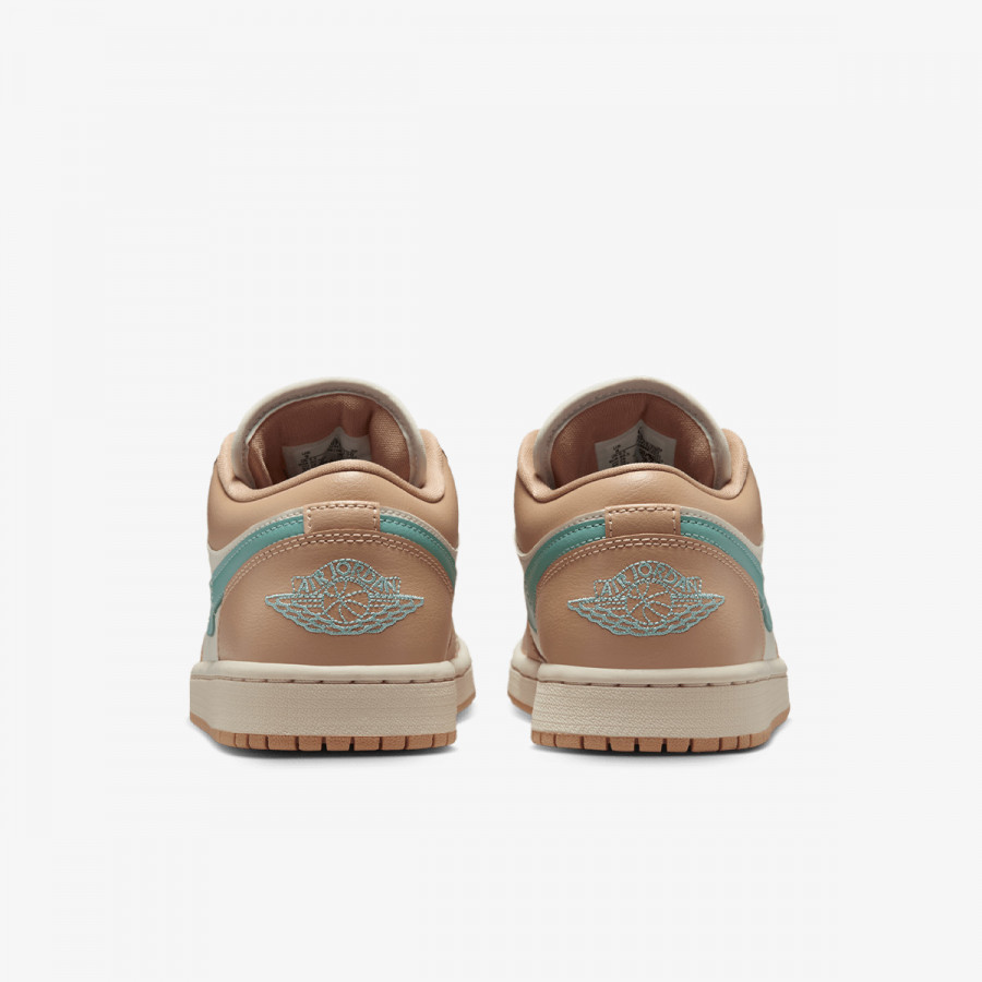 NIKE Superge WMNS AIR JORDAN 1 LOW 