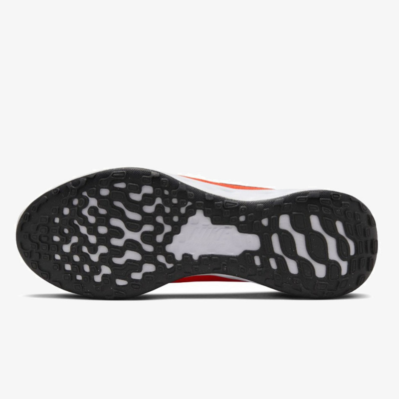 NIKE Superge NIKE REVOLUTION 6 NN 