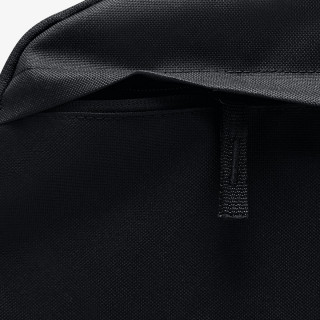 NIKE Nahrbtnik Elemental 