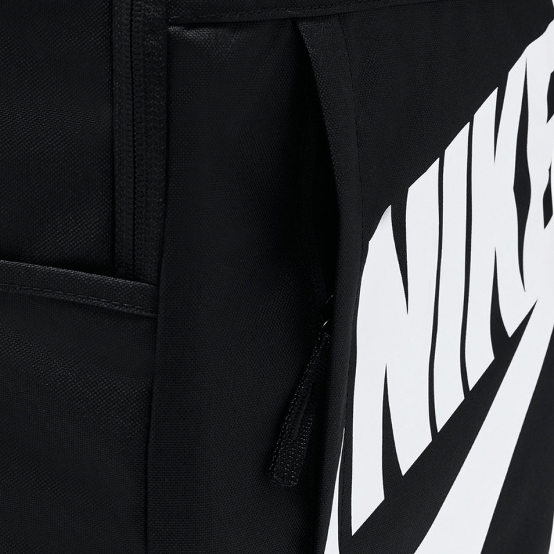 NIKE Nahrbtnik Elemental 