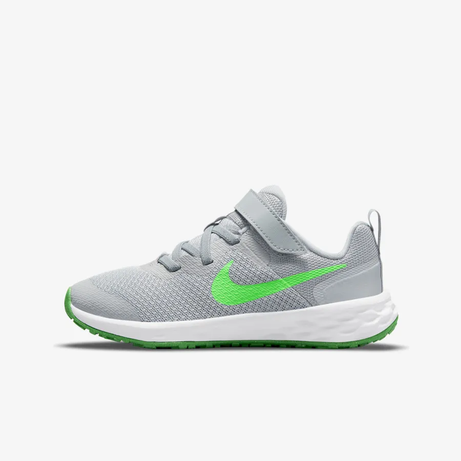 NIKE Superge Revolution 6 