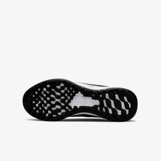 NIKE Superge NIKE REVOLUTION 6 NN GS 
