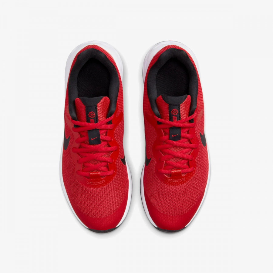 NIKE Superge NIKE REVOLUTION 6 NN GS 