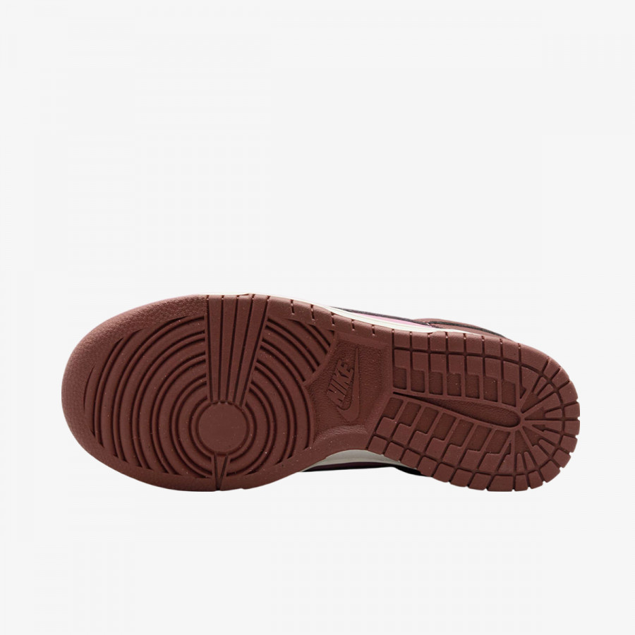 NIKE Superge Dunk Low 