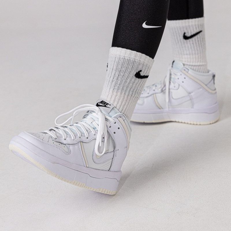 NIKE Superge W NIKE DUNK HI REBEL 