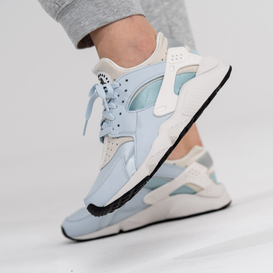 NIKE Superge W NIKE AIR HUARACHE 