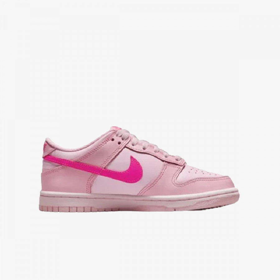 NIKE Superge NIKE DUNK LOW BG 