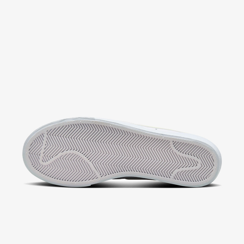 NIKE Superge Blazer Low Platform 
