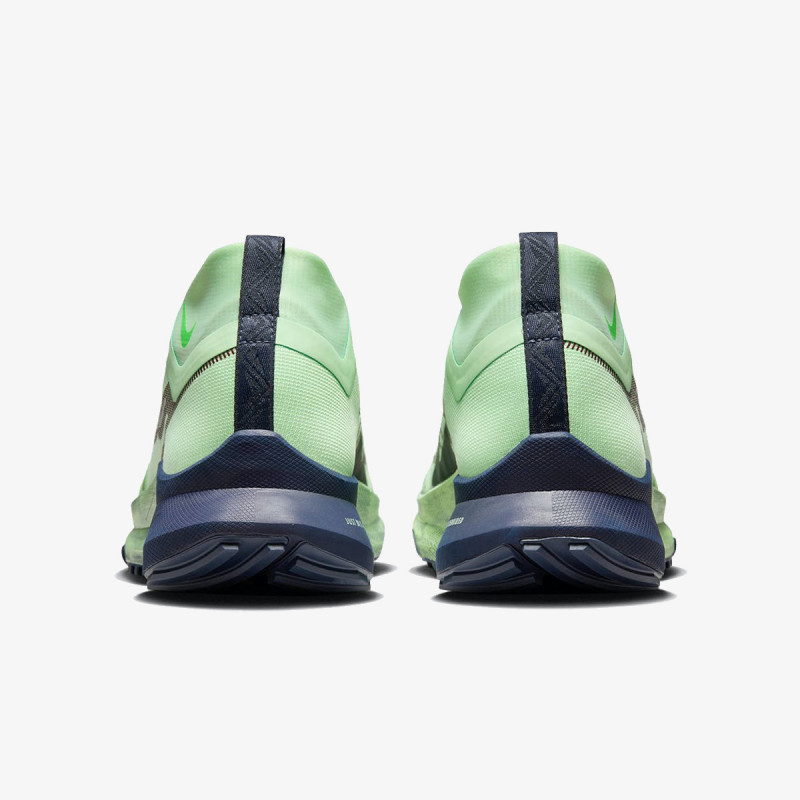 NIKE Superge Pegasus Trail 4 Gore-Tex 