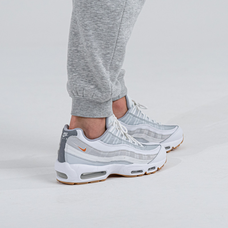 NIKE Superge NIKE AIR MAX 95 ESSENTIAL 