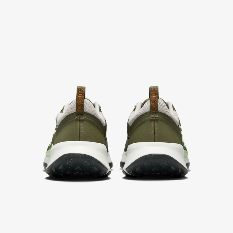 NIKE Superge Juniper Trail 2 