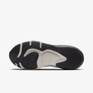 NIKE Superge W NIKE LEGEND ESSENTIAL 3 NN 