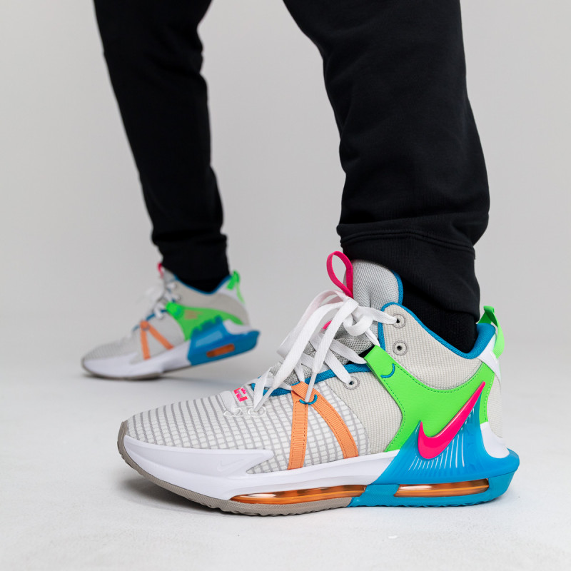 NIKE Superge LEBRON WITNESS VII 
