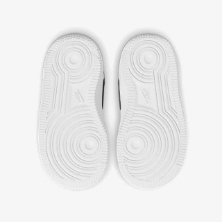 NIKE Superge FORCE 1 LV8 