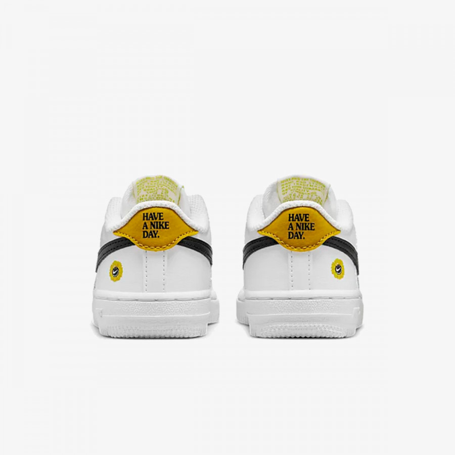 NIKE Superge FORCE 1 LV8 