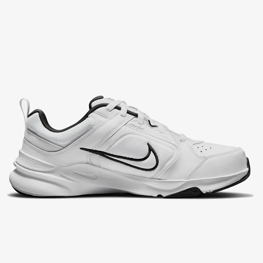 NIKE Superge NIKE DEFYALLDAY 4E 