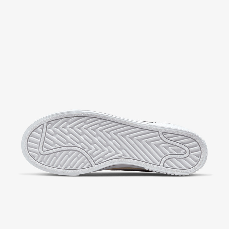 NIKE Superge Court Legacy Lift 