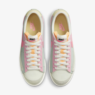 NIKE Superge WMNS NIKE BLAZER LOW PLTFRM DE 