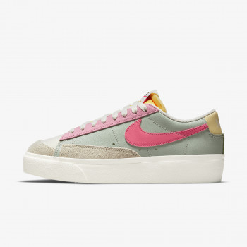 NIKE Superge WMNS NIKE BLAZER LOW PLTFRM DE 