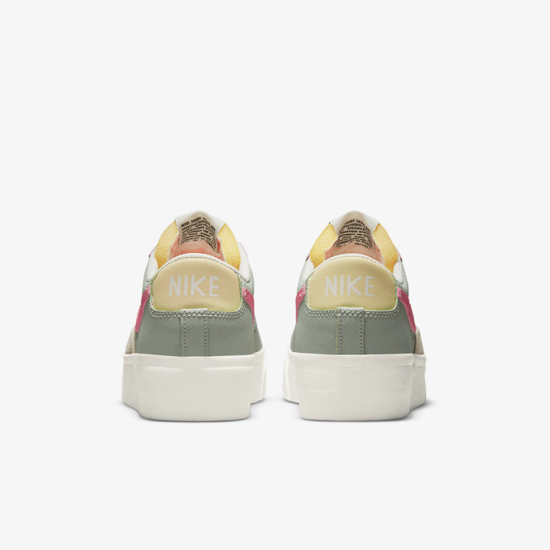 NIKE Superge WMNS NIKE BLAZER LOW PLTFRM DE 