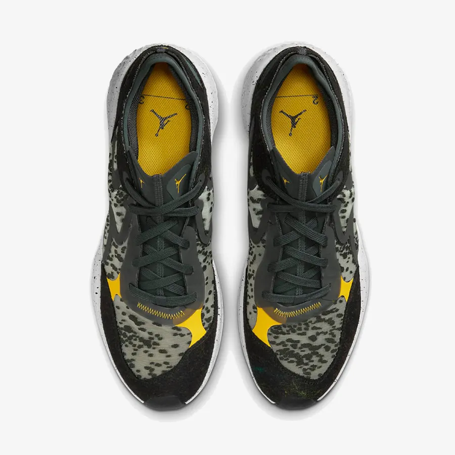NIKE Superge Jordan Delta 3 Low 